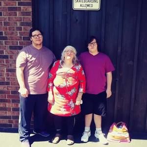 Meet your Posher, Peggy